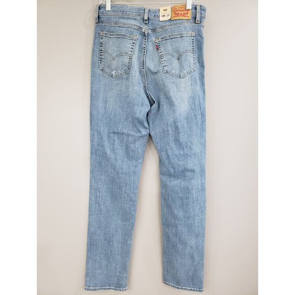 LEVIS WOMEN'S 724 HIGH-RISE SLIM STRAIGHT LIGHT WASH JEANS SIZE 31 X 32 NWT - Picture 4 of 6